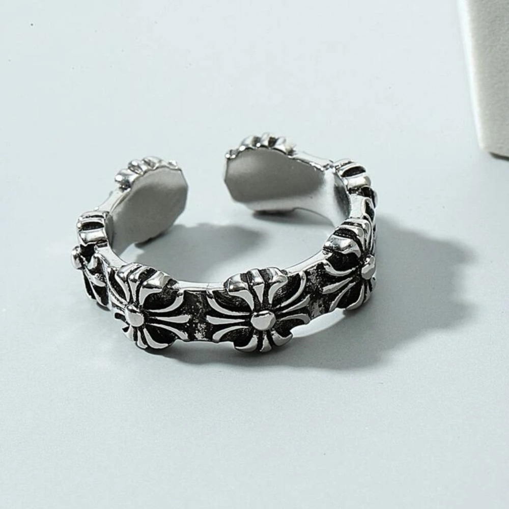 Men Textured Metal Cuff Ring